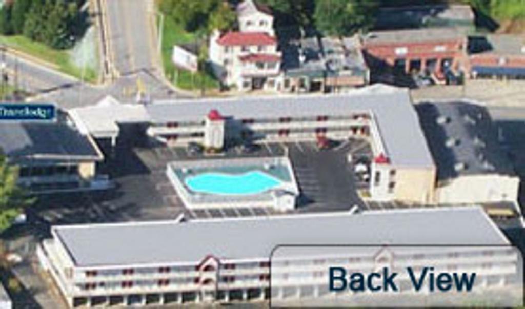 Travelodge By Wyndham Lynchburg Exterior foto